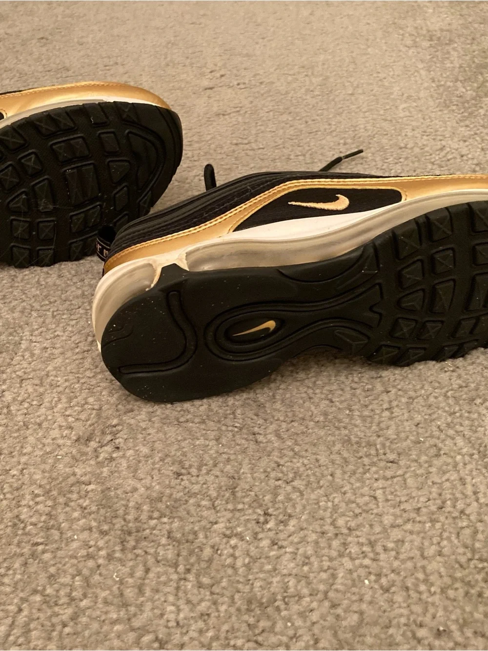 Nike Black Internal Label Tag with QR and Size Info